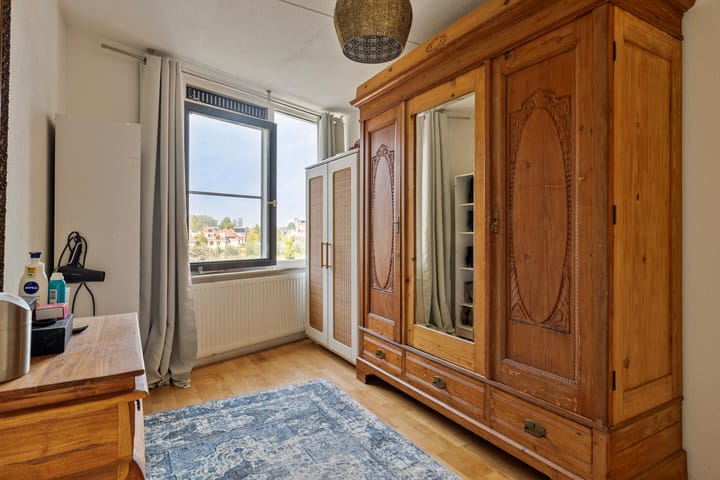 Photo 35 of Gouwe 64