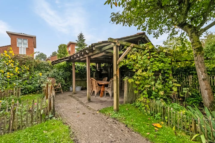 Foto 44 van Bachlaan 174