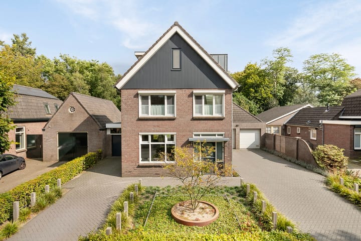 Foto 6 van Castersedijk 8