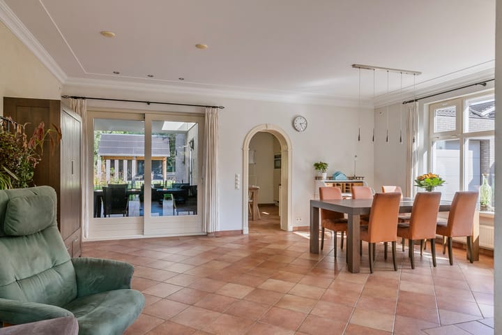 Foto 10 van Castersedijk 8