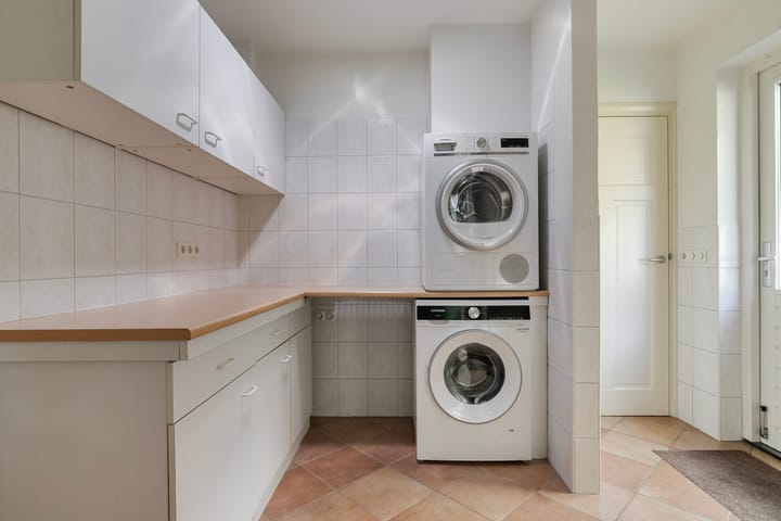 Foto 16 van Castersedijk 8