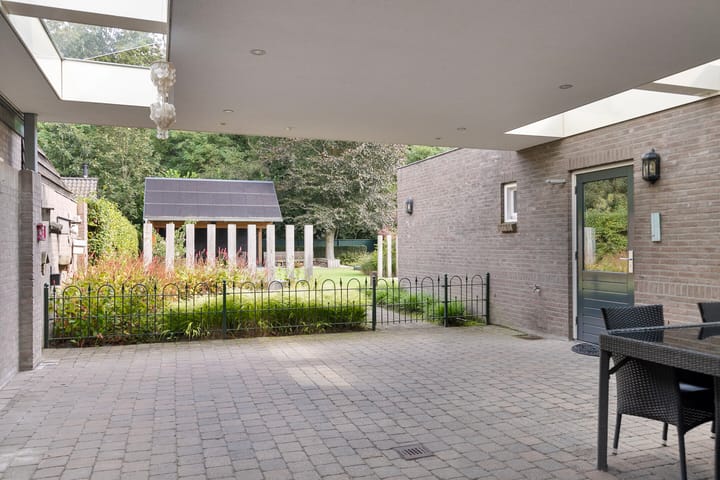 Foto 40 van Castersedijk 8