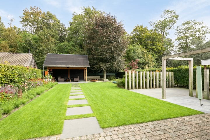 Foto 42 van Castersedijk 8