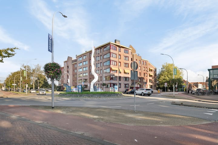 Foto 15 van Oostlaan 48
