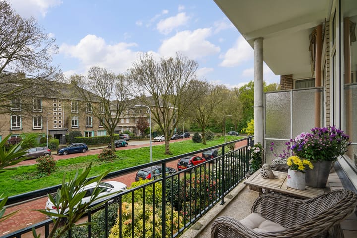 Foto 10 van Arnicalaan 13