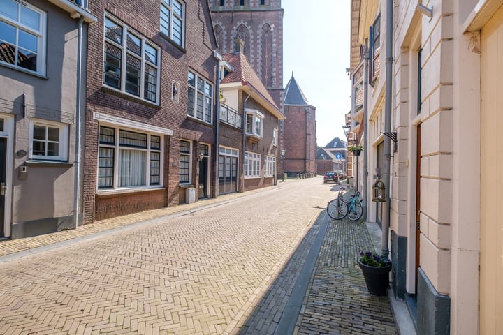 Bekijk foto 32 van Buiten Nieuwstraat 130