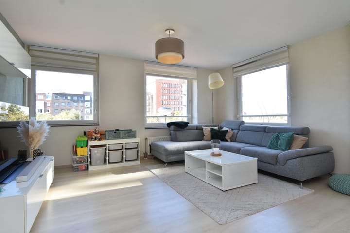 Foto 10 van Laan van Wateringse Veld 1006