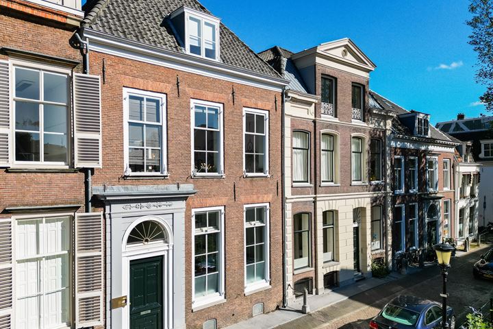 View photo of Kromme Nieuwegracht 8