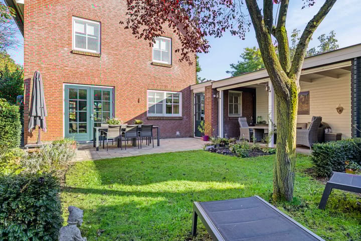 Foto 1 van Hogeweg 1