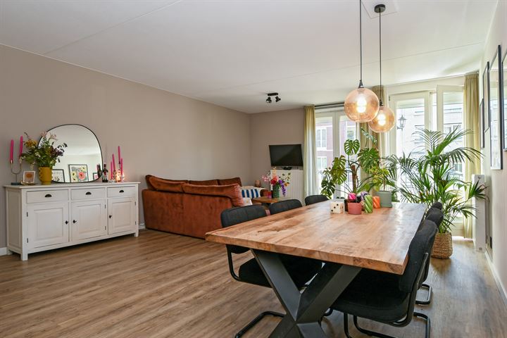 Bekijk foto 11 van Hendrik Veenemanstraat 1-F