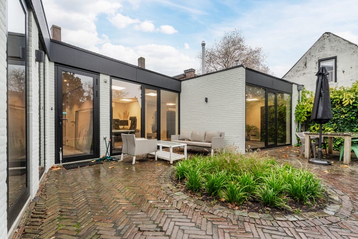 Foto 28 van Stationsstraat 44