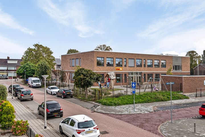 Photo 36 of Van Valckensteinstraat 20