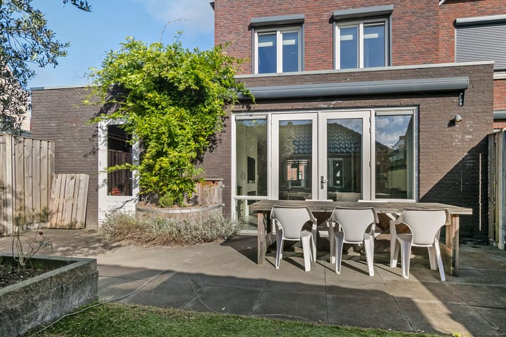 Foto 22 van Tabakskamp 66