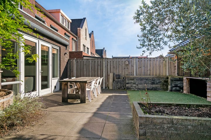 Foto 23 van Tabakskamp 66