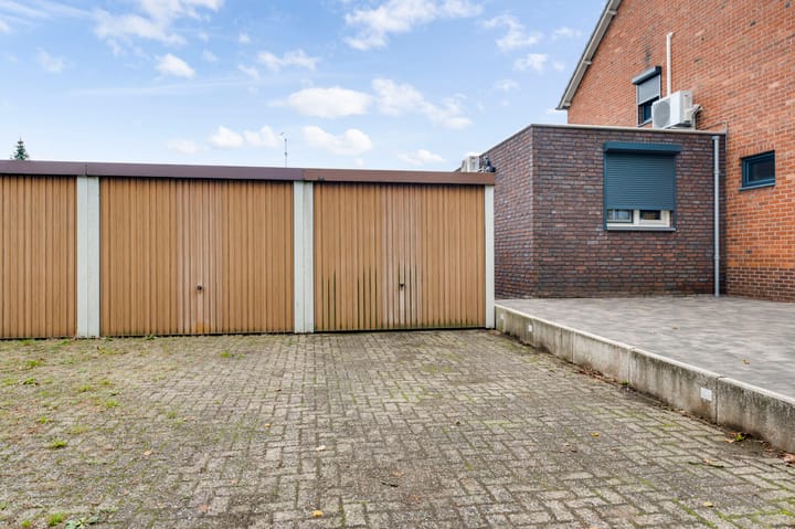 Foto 26 van Peter Schreursweg 5