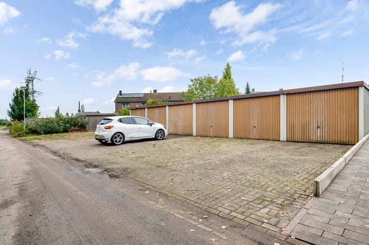 Foto 27 van Peter Schreursweg 5