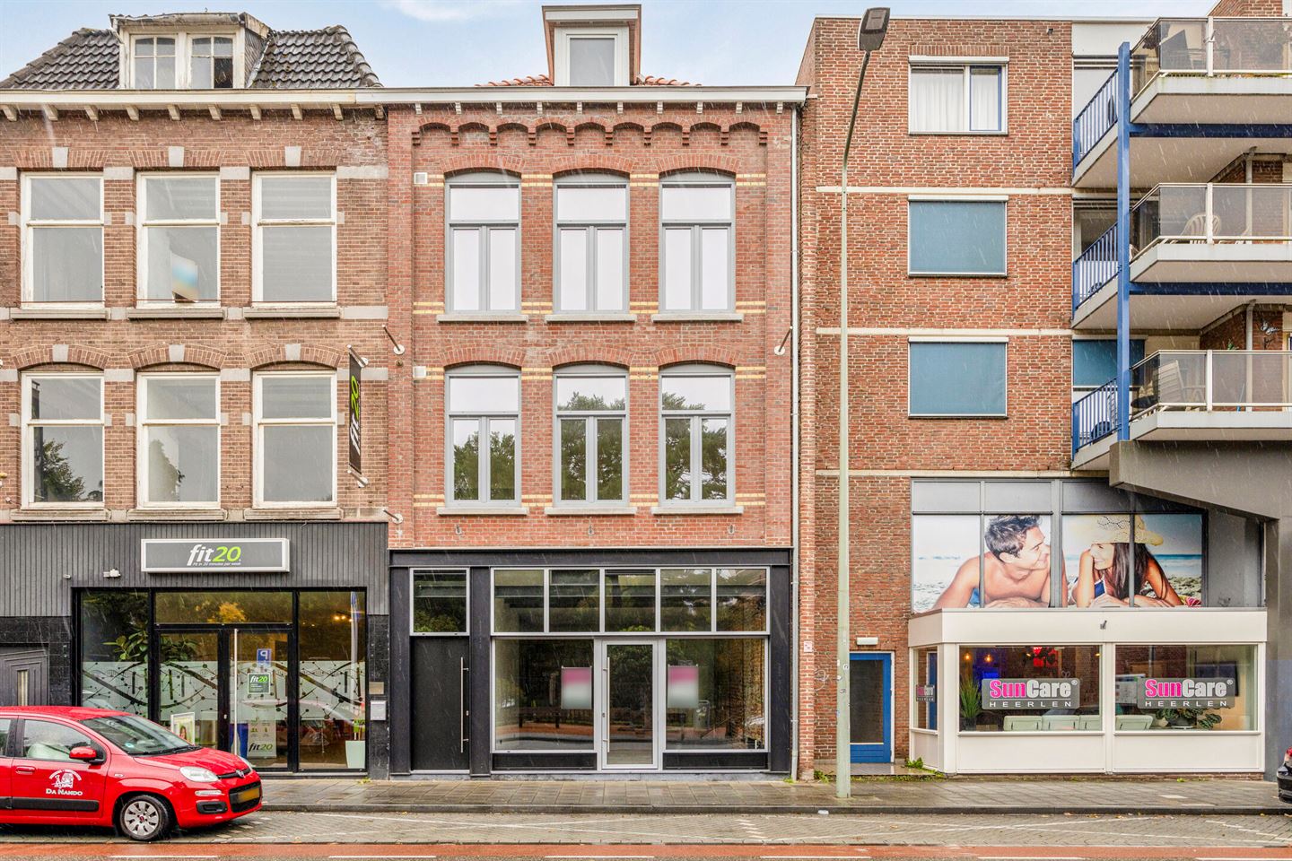 Bekijk foto 2 van Akerstraat 64