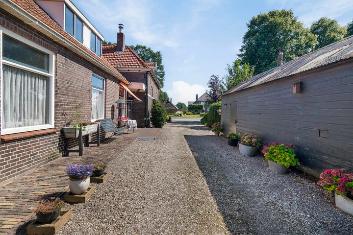 Photo 33 of Zuiderzeestraatweg 292