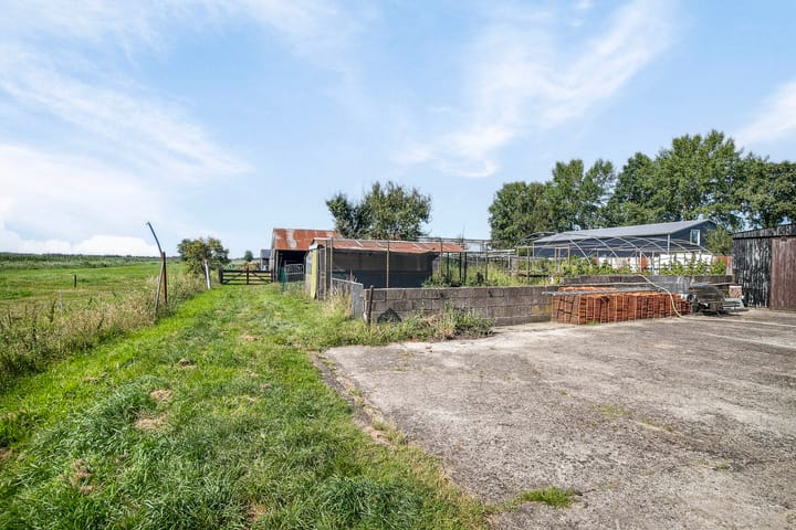 Photo 36 of Zuiderzeestraatweg 292