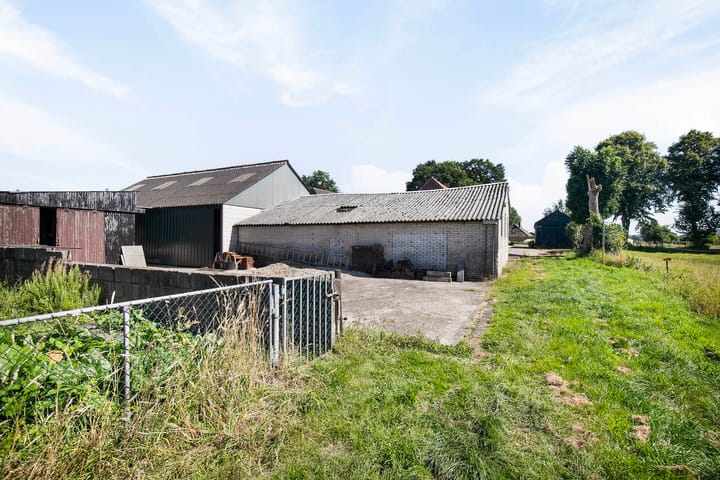 Photo 37 of Zuiderzeestraatweg 292