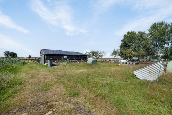 Photo 39 of Zuiderzeestraatweg 292