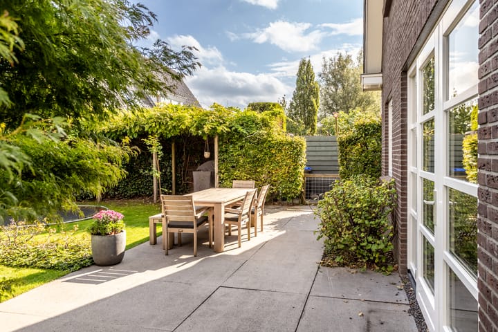 Foto 47 van Johann Strausslaan 1