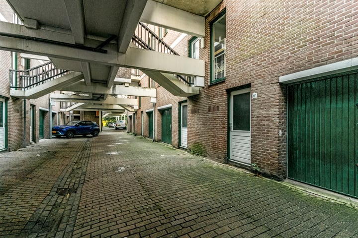 Bekijk foto 35 van Winkelwaard 61