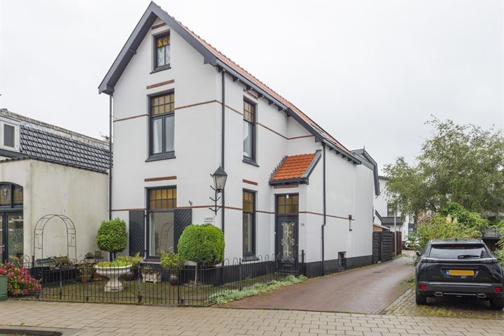 Bekijk foto 1 van Herenstraat 75