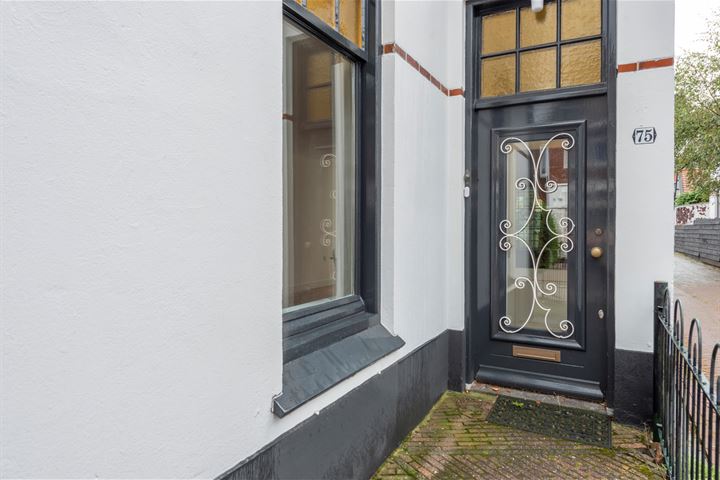 Bekijk foto 2 van Herenstraat 75