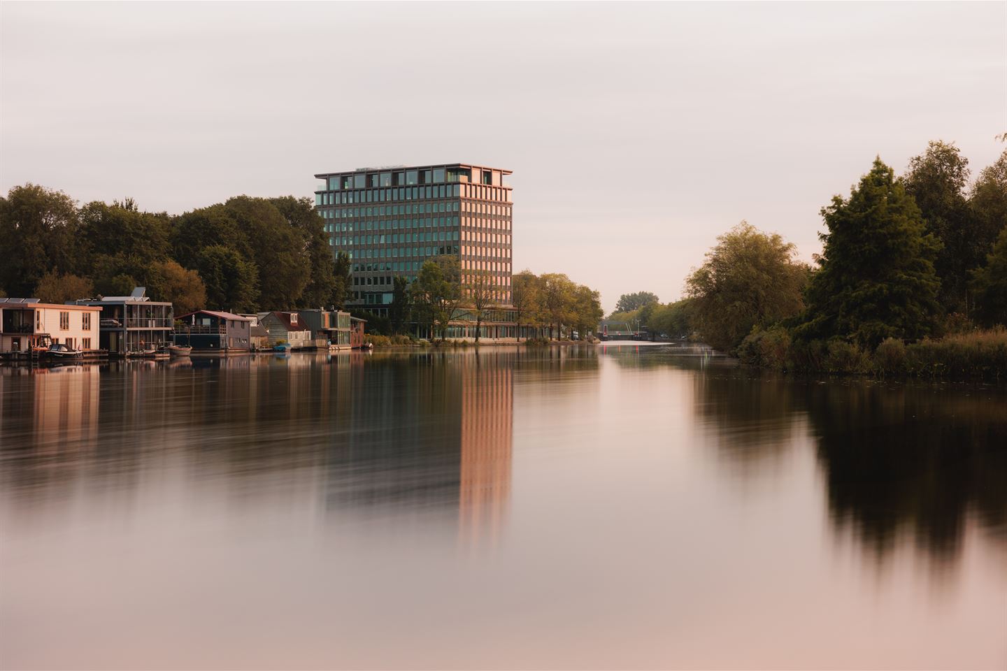 Bekijk foto 1 van Rijnsburgstraat 9-11