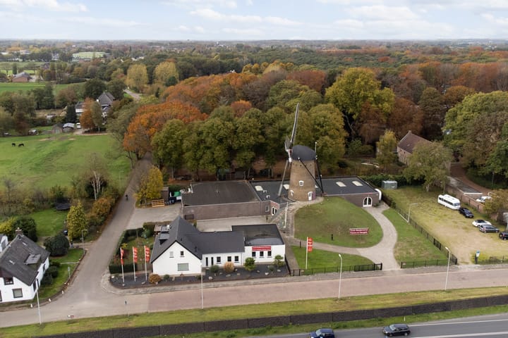 Photo 4 of Valendrieseweg 301