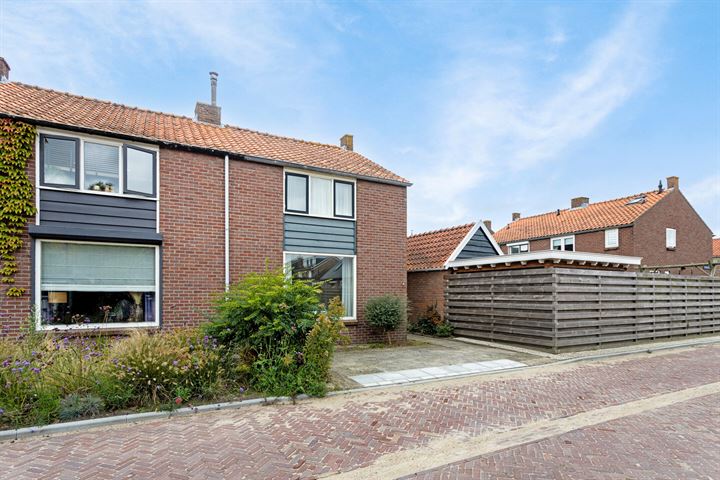 View photo 23 of Boomgaardstraat 3