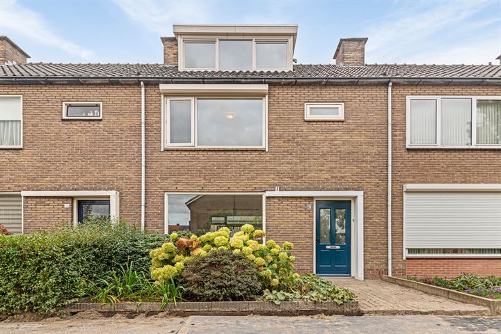 View photo of Frederik van Eedenstraat 52