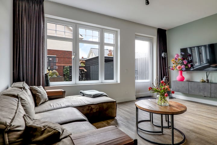 Foto 12 van Weegbree 47