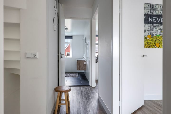 Foto 36 van Weegbree 47