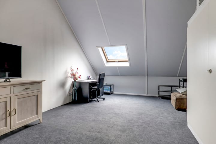 Foto 44 van Weegbree 47