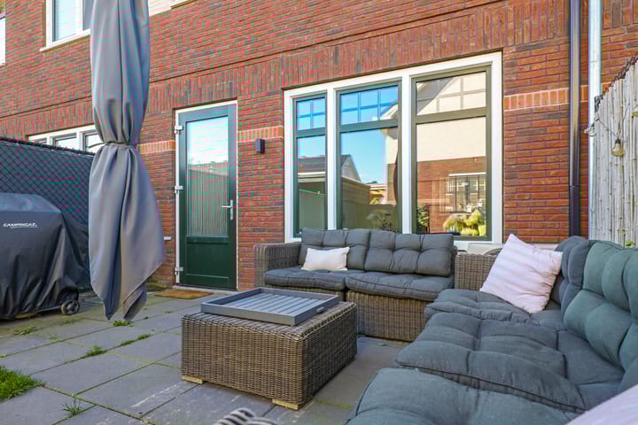 Foto 49 van Weegbree 47