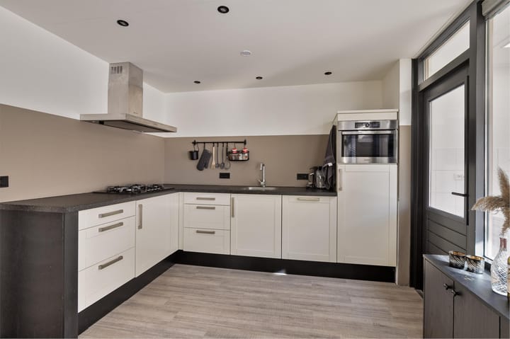 Foto 6 van Esdoornstraat 48