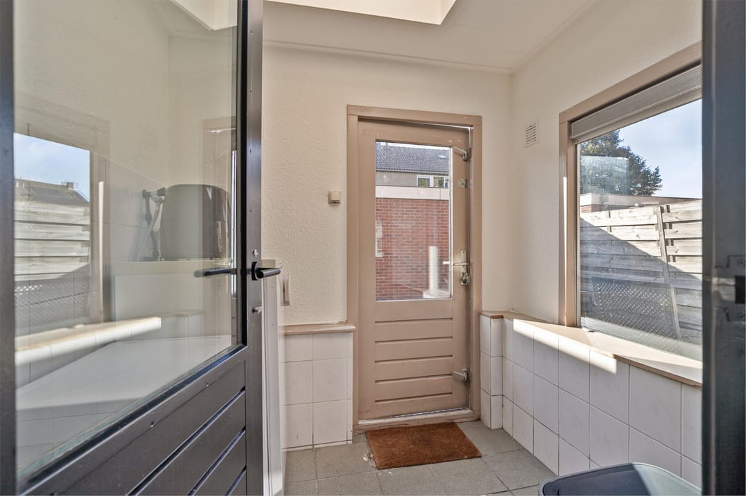 Foto 8 van Esdoornstraat 48