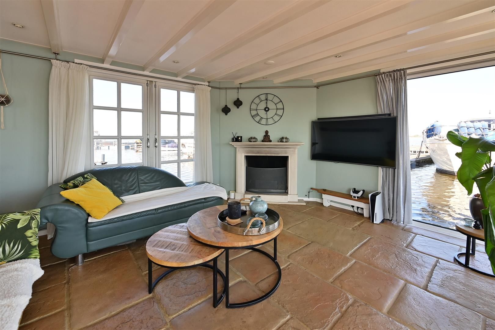 Foto 6 van Nieuw-Loosdrechtsedijk 240-AWS01