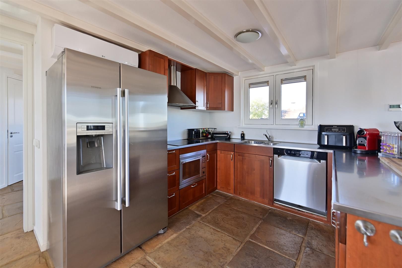 Foto 9 van Nieuw-Loosdrechtsedijk 240-AWS01