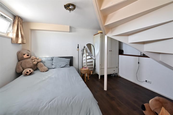 Photo 12 of Nieuw-Loosdrechtsedijk 240-AWS01