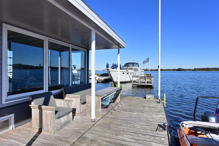 Photo 19 of Nieuw-Loosdrechtsedijk 240-AWS01