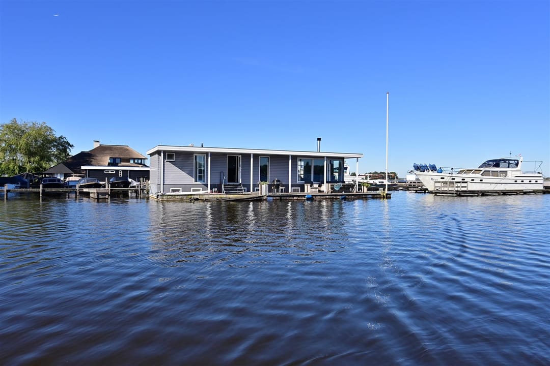 Foto 23 van Nieuw-Loosdrechtsedijk 240-AWS01