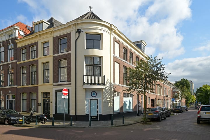 Foto 1 van Bonistraat 27-A