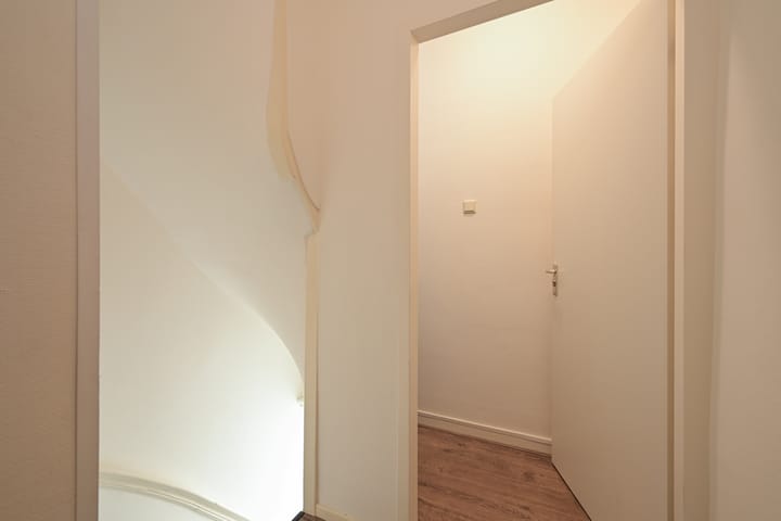 Foto 11 van Bonistraat 27-A