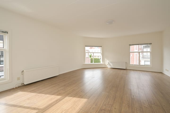 Foto 16 van Bonistraat 27-A