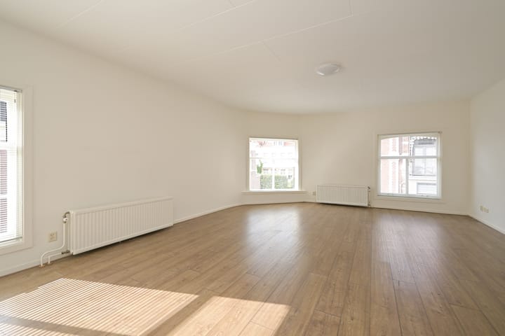 Foto 17 van Bonistraat 27-A