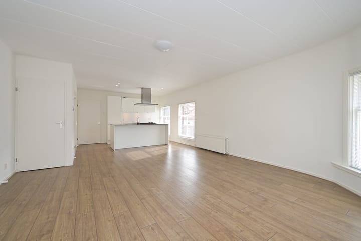 Foto 21 van Bonistraat 27-A