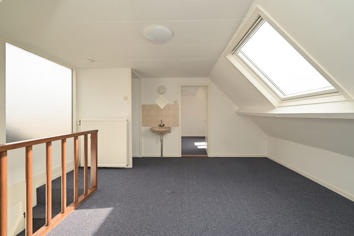 Foto 38 van Bonistraat 27-A